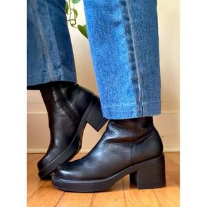 Y2K chunky black ankle boots
